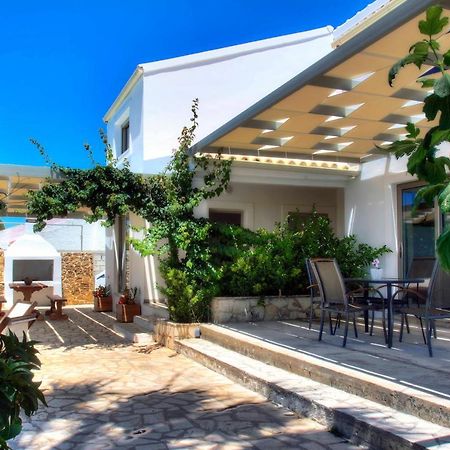Issos Beach Villa Linia Exterior photo