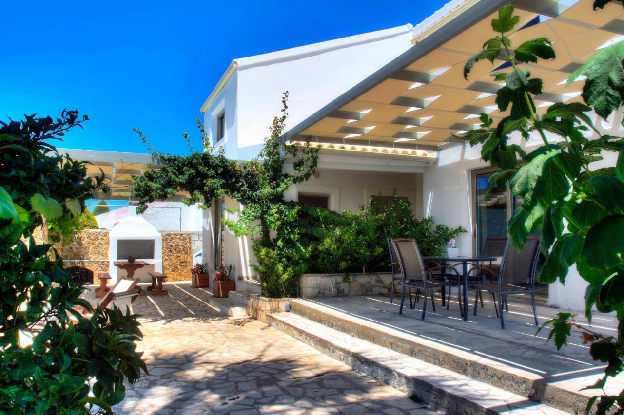 Issos Beach Villa Linia Exterior photo