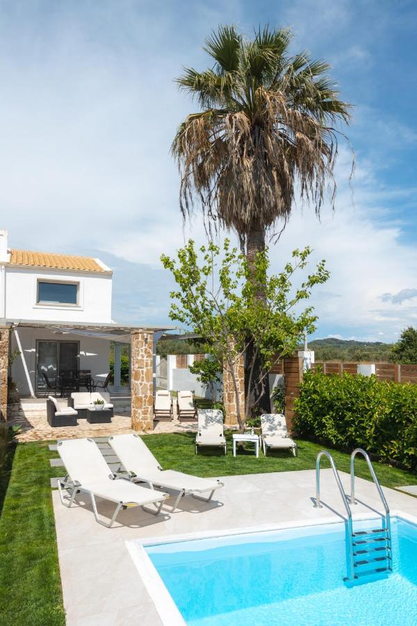 Issos Beach Villa Linia Exterior photo