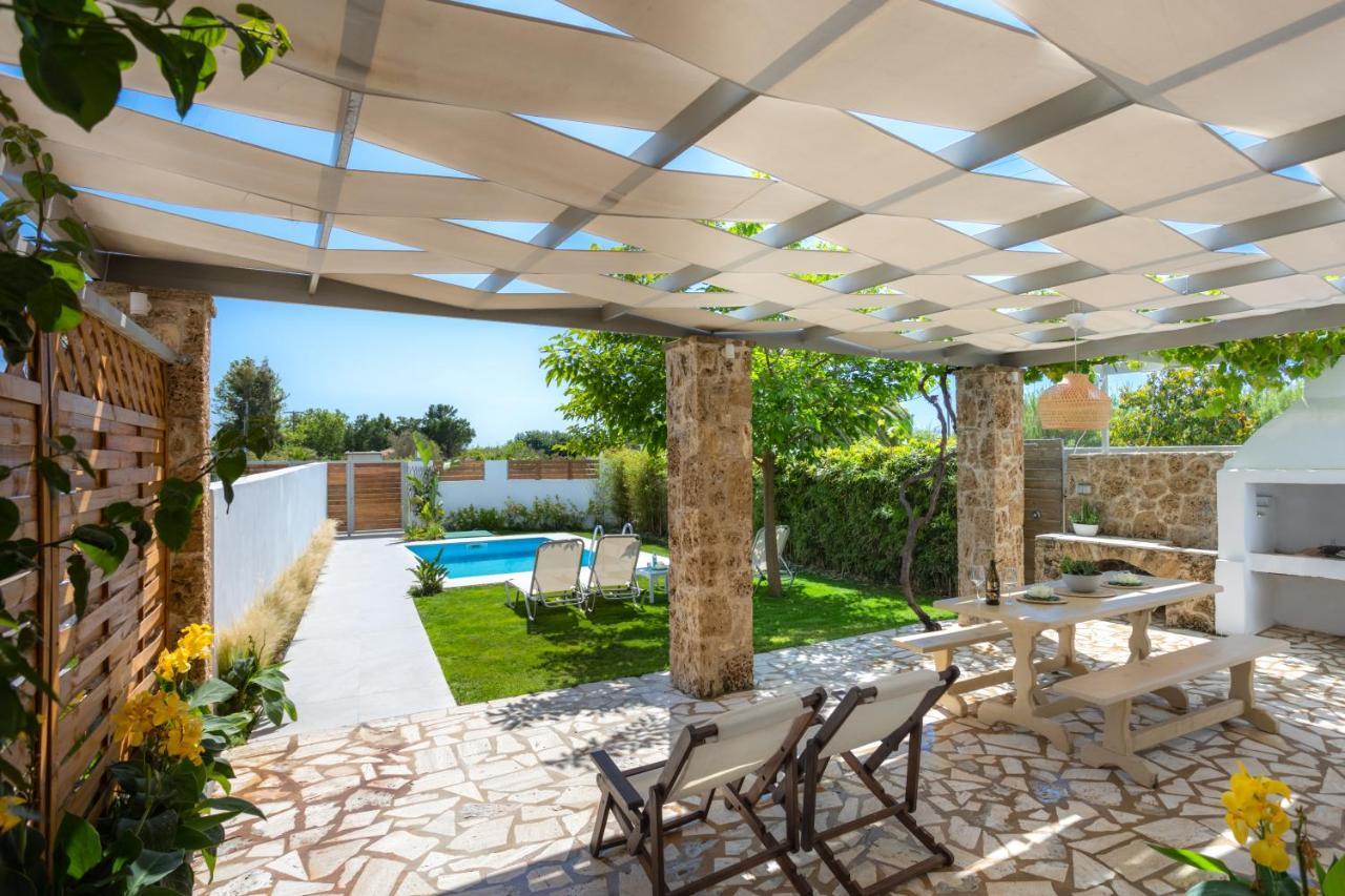 Issos Beach Villa Linia Exterior photo