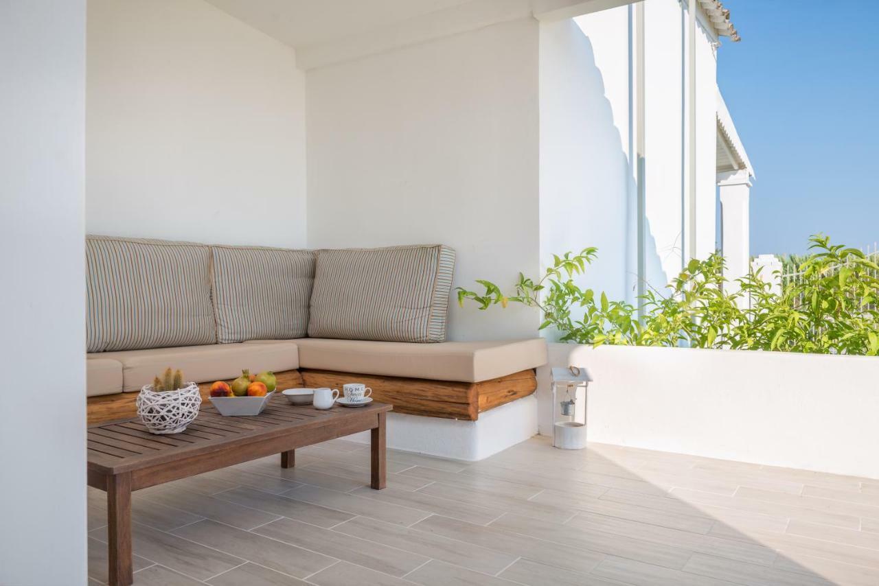 Issos Beach Villa Linia Exterior photo